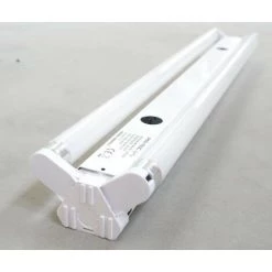 [PRO.TEC] Reglette Fluo Double 2x18W Interieur 630x83x43mm Avec Tubes 4000K Et Ballast 230V IP20 PROTEC CORAIL218