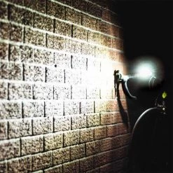 FLYME Lot De 2 Feux Arrière De Vélo Rechargeables à LED Ultra Lumineux Pour Vélo Avant/arrière 6 Modes Étanche S'adapte Sur Tous Les Vélos De Route, VTT Ou Casques(blanc) -Pas Cher Eclairage professionnel Magasin 67808205 3