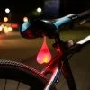 FLYME Heart-Shaped Lumière Silicone Boules Vélo Vélo Feu Arrière LED Feux De Détresse Nuit Étanche Location Siège Lampe Oeuf,Feu Rouge
